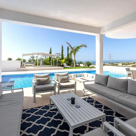 빌라 Luxury Villa Andrea - Seaviews - Panoramic Seaviews - Heated Private Pool 아데제