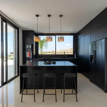 Luxury Villa Andrea - Seaviews - Panoramic Seaviews - Heated Private Pool 아데제