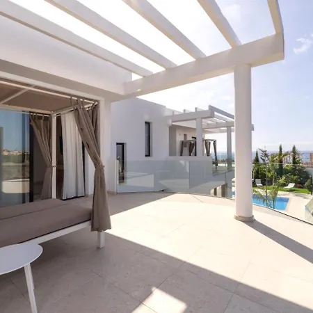 Luxury Andrea - Seaviews - Panoramic Seaviews - Heated Private Pool Villa Costa Adeje (Tenerife)