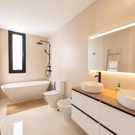Villa Luxury Villa Andrea - Seaviews - Panoramic Seaviews - Heated Private Pool *