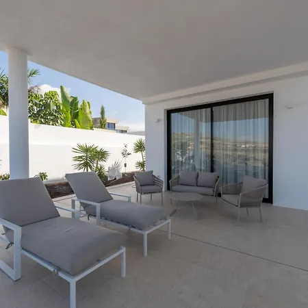 Luxury Andrea - Seaviews - Panoramic Seaviews - Heated Private Pool *