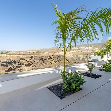 Luxury Villa Andrea - Seaviews - Panoramic Seaviews - Heated Private Pool Villa Costa Adeje (Tenerife)